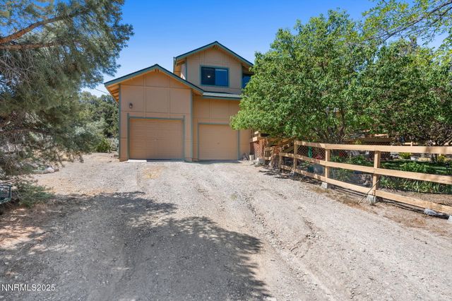 21615 Dortort Drive, Reno, NV 89521