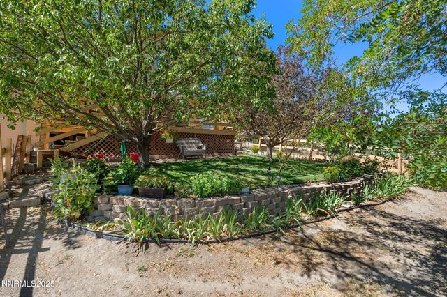 21615 Dortort Drive, Reno, NV 89521