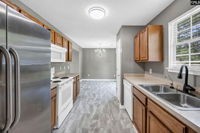 121 Kelberry Court, Lexington, SC 29073