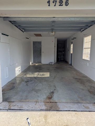 1725 TWIN OAK STREET, Deltona, FL 32725