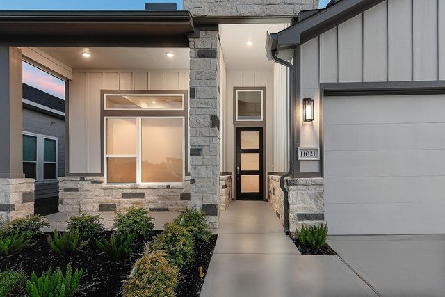 11021 N Lake Mist Lane, Willis, TX 77318