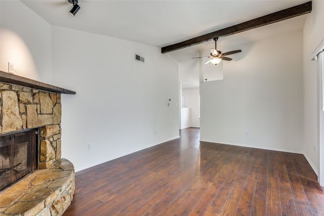 1505 Gentle Wind Drive, Arlington, TX 76018