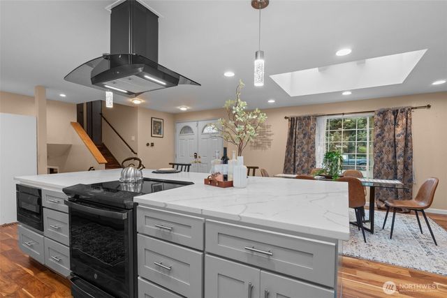 2739 S 366th Place, Federal Way, WA 98003