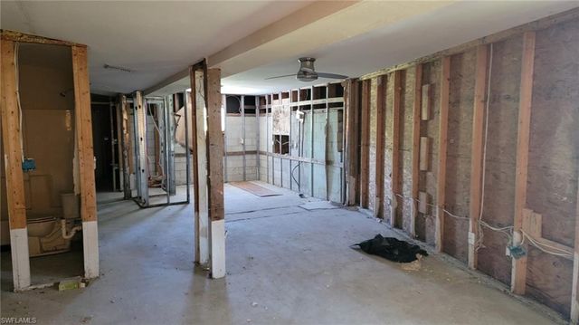16945 Windcrest DR, Fort Myers, FL 33908