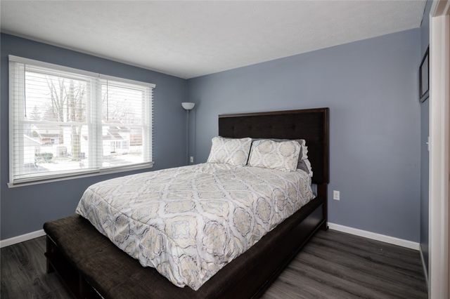 71 Laurelhurst Road, Greece, NY 14626