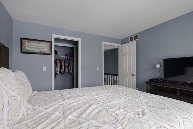 71 Laurelhurst Road, Greece, NY 14626