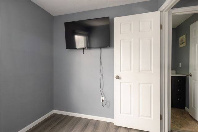 71 Laurelhurst Road, Greece, NY 14626