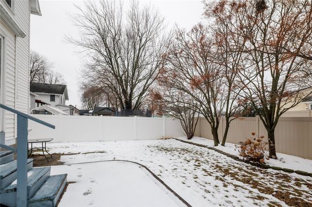 71 Laurelhurst Road, Greece, NY 14626