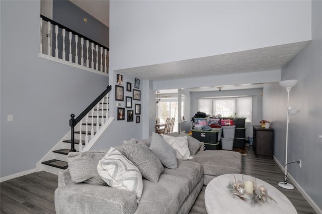 71 Laurelhurst Road, Greece, NY 14626