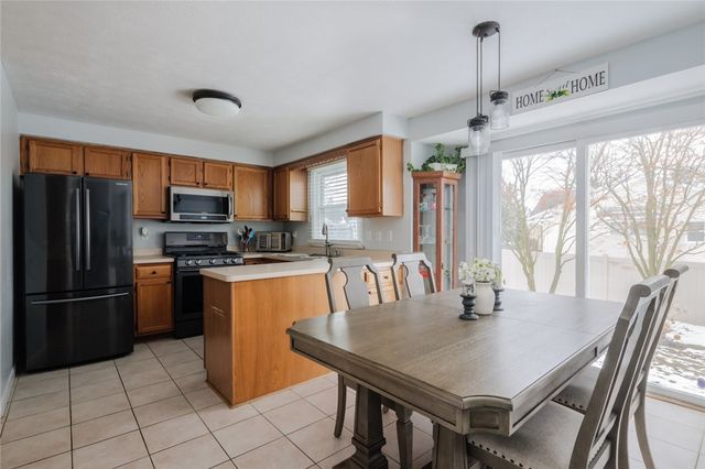 71 Laurelhurst Road, Greece, NY 14626