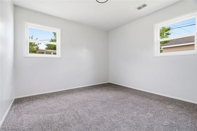 2457 Cathy Drive NE, Canton, OH 44705