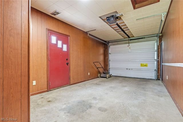 2457 Cathy Drive NE, Canton, OH 44705