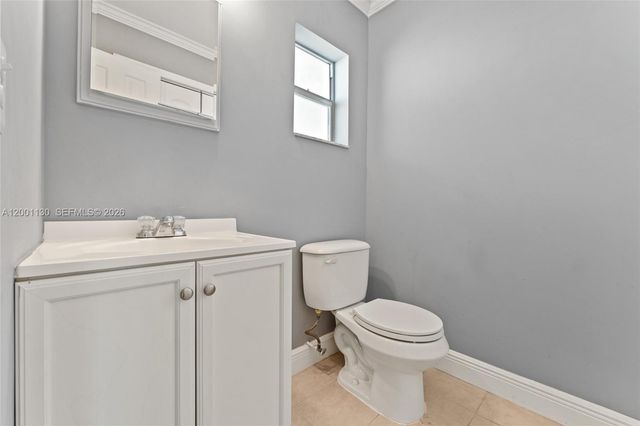 9401 Sunrise Lakes Boulevard 307, Sunrise, FL 33322