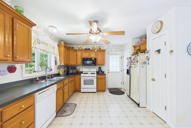 76 Erin Ct., New Bedford, MA 02745