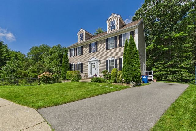 76 Erin Ct., New Bedford, MA 02745