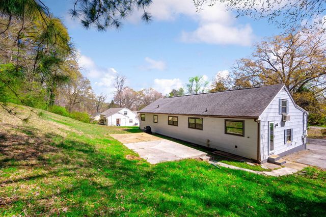 1647 S Seminole Drive, Chattanooga, TN 37412