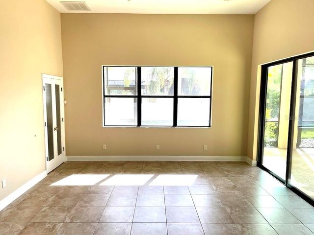 15604 HAMPTON VILLAGE DRIVE, Tampa, FL 33618