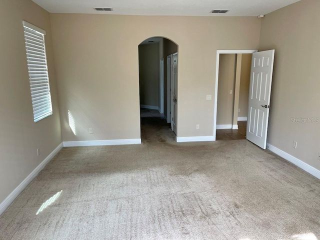 15604 HAMPTON VILLAGE DRIVE, Tampa, FL 33618