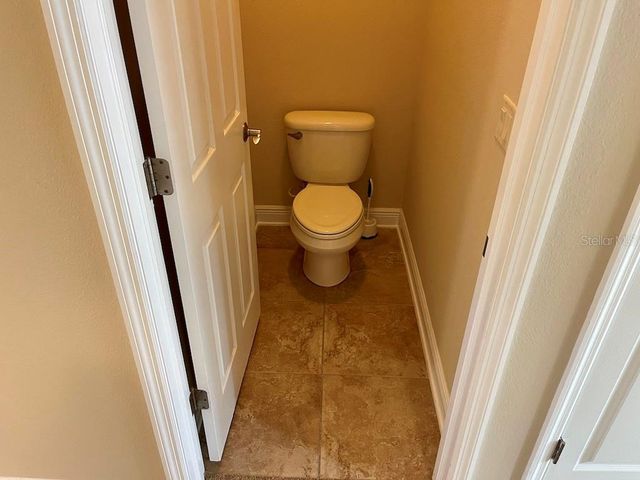 15604 HAMPTON VILLAGE DRIVE, Tampa, FL 33618