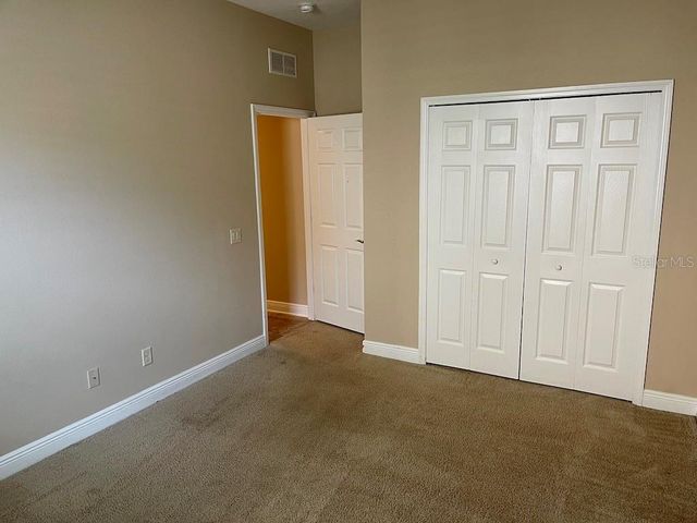 15604 HAMPTON VILLAGE DRIVE, Tampa, FL 33618