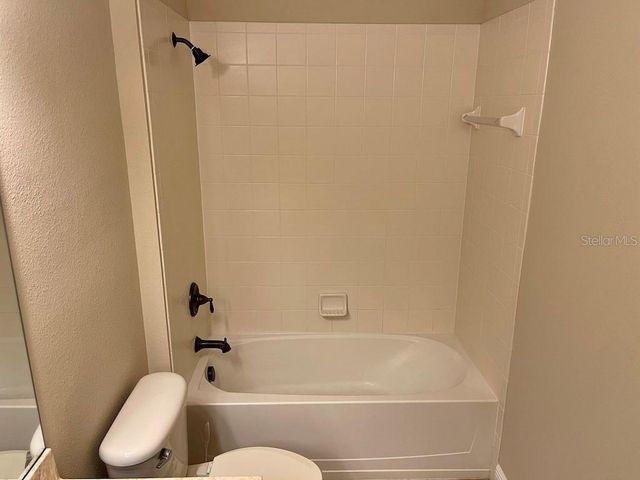 15604 HAMPTON VILLAGE DRIVE, Tampa, FL 33618