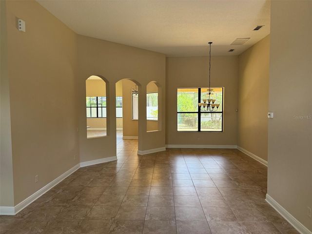 15604 HAMPTON VILLAGE DRIVE, Tampa, FL 33618