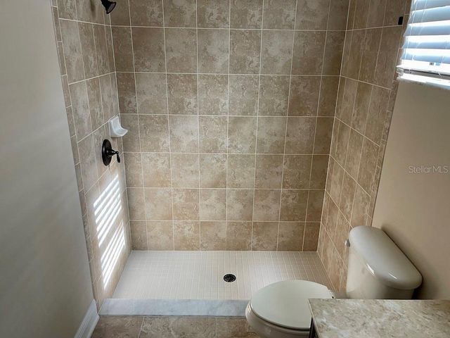 15604 HAMPTON VILLAGE DRIVE, Tampa, FL 33618