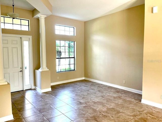 15604 HAMPTON VILLAGE DRIVE, Tampa, FL 33618