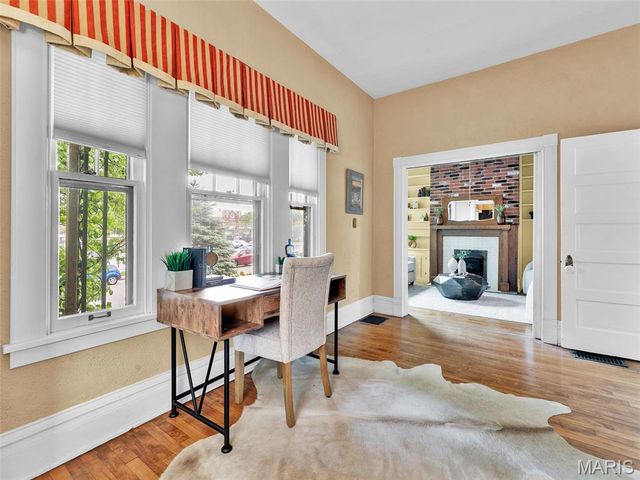 440 E Bradford Avenue, Webster Groves, MO 63119