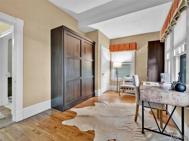 440 E Bradford Avenue, Webster Groves, MO 63119