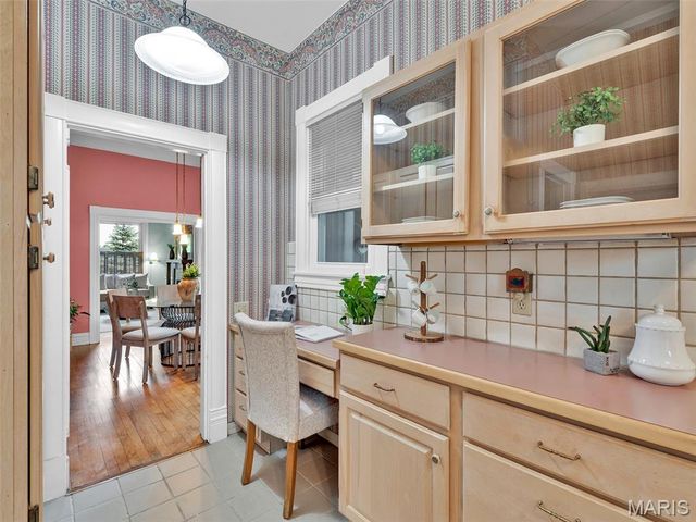 440 E Bradford Avenue, Webster Groves, MO 63119
