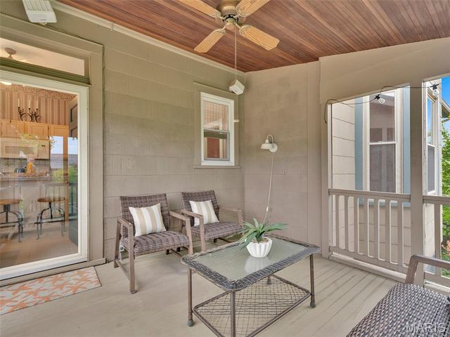 440 E Bradford Avenue, Webster Groves, MO 63119