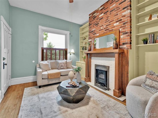 440 E Bradford Avenue, Webster Groves, MO 63119