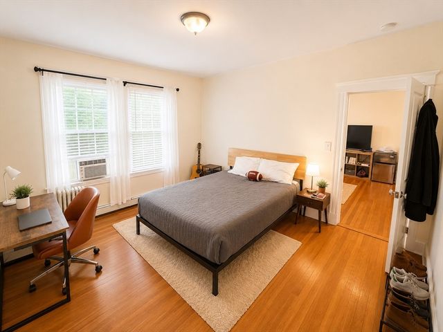 1742 Commonwealth Ave 3, Boston, MA 02135