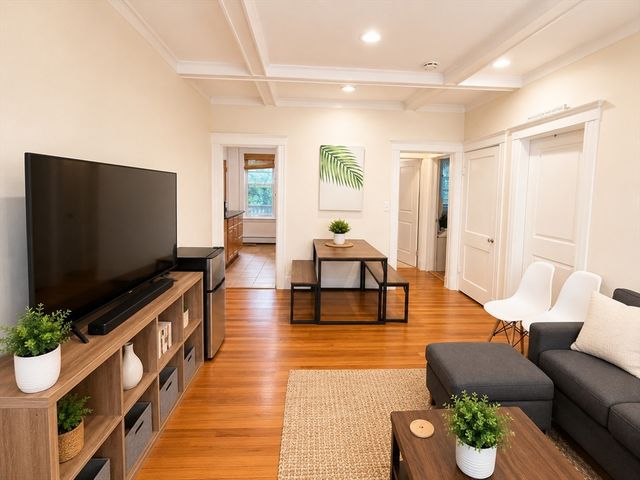 1742 Commonwealth Ave 3, Boston, MA 02135
