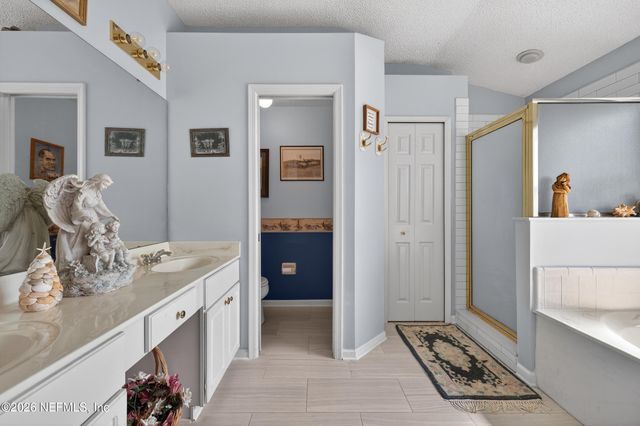 9009 NEEDLEPOINT Place, Jacksonville, FL 32244