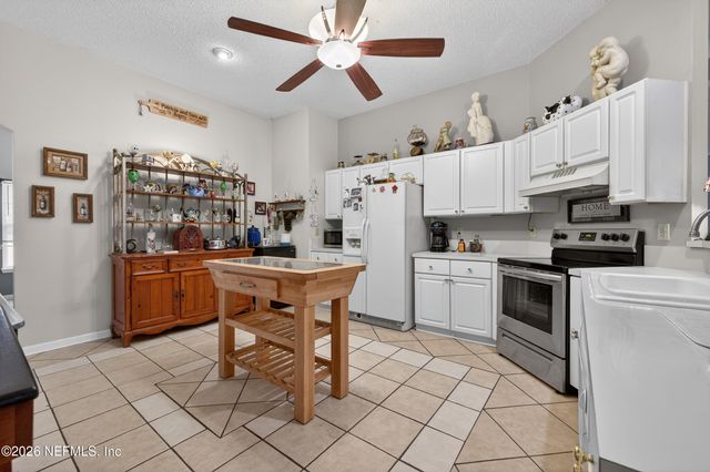 9009 NEEDLEPOINT Place, Jacksonville, FL 32244