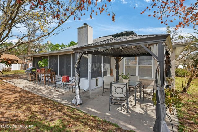 9009 NEEDLEPOINT Place, Jacksonville, FL 32244
