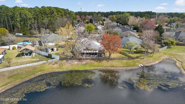 9009 NEEDLEPOINT Place, Jacksonville, FL 32244