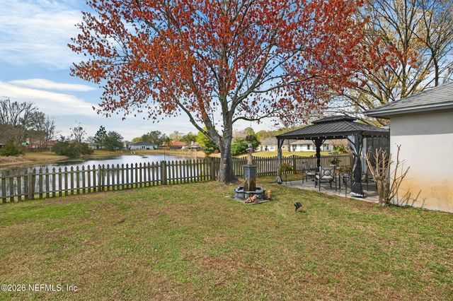 9009 NEEDLEPOINT Place, Jacksonville, FL 32244