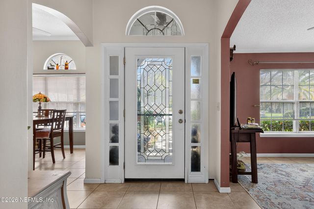 9009 NEEDLEPOINT Place, Jacksonville, FL 32244