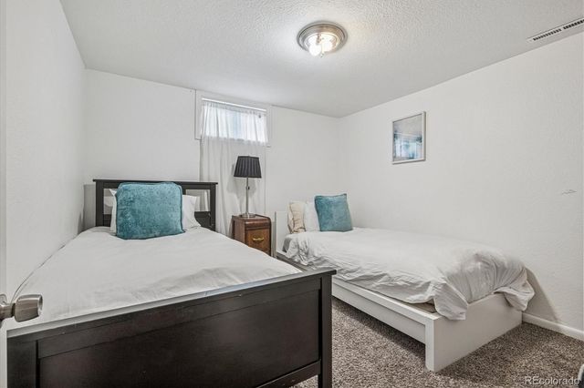 2325 Ironton Street, Aurora, CO 80010