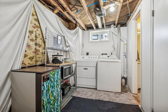 2325 Ironton Street, Aurora, CO 80010