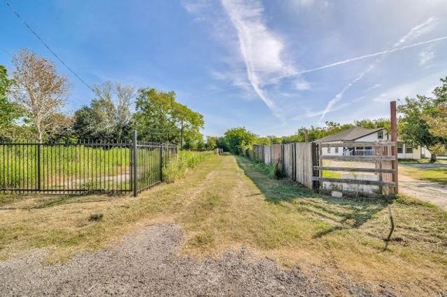 14747 Pecan Lane, Forney, TX 75126