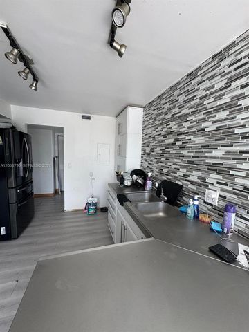 16570 NE 26th Avenue 3F, North Miami Beach, FL 33160