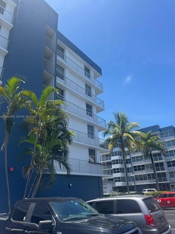 16570 NE 26th Avenue 3F, North Miami Beach, FL 33160