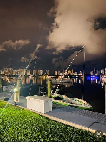 16570 NE 26th Avenue 3F, North Miami Beach, FL 33160