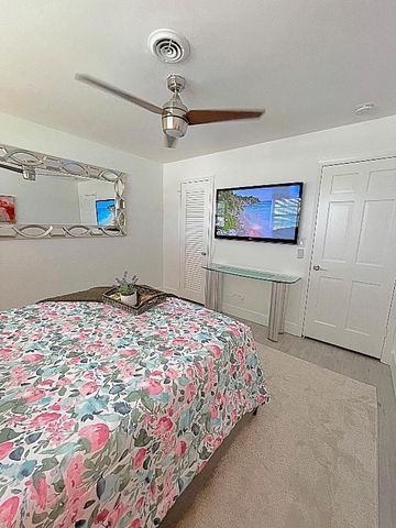 2077 Carambola Road, West Palm Beach, FL 33406