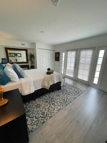 2077 Carambola Road, West Palm Beach, FL 33406