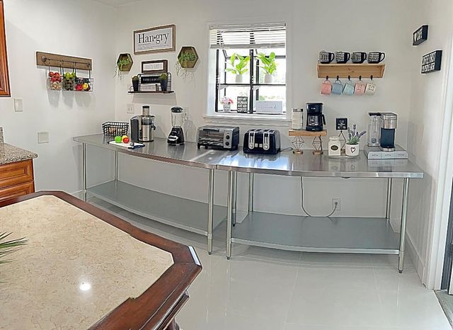 2077 Carambola Road, West Palm Beach, FL 33406